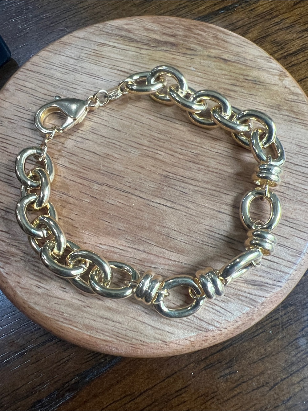 18K Gold filled-Link Bracelet - Size 6.5